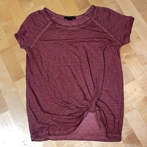 Sanctuary Red Short Sleeve Twist Front Top